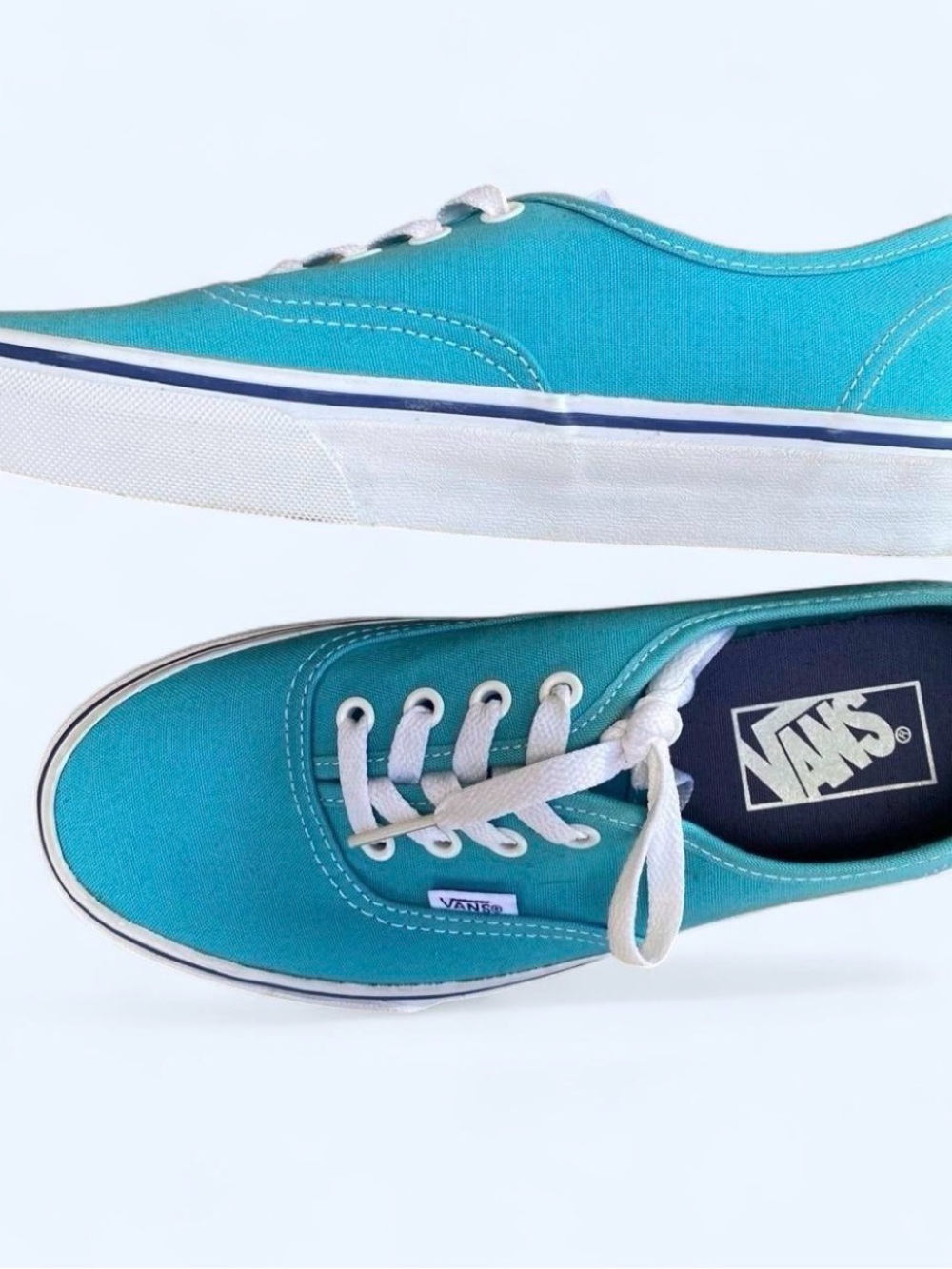 Vans Authentic Canvas Low Top Skate Shoes Size 7